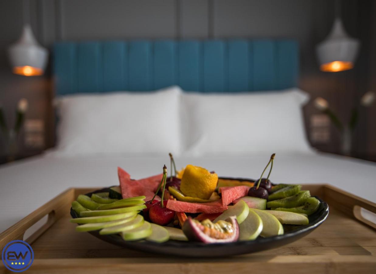 Blue Water Hotel Ksamil Bagian luar foto